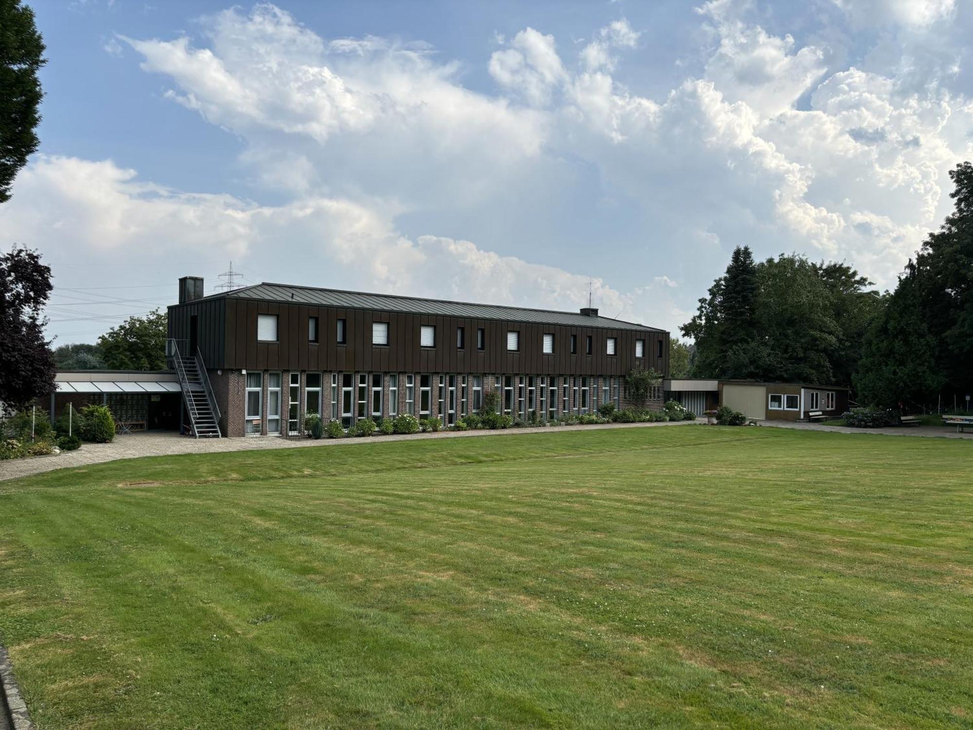 Haus Der Begegnung - Schoenstattzentrum Im Bistum Aachen Otel Baesweiler Dış mekan fotoğraf