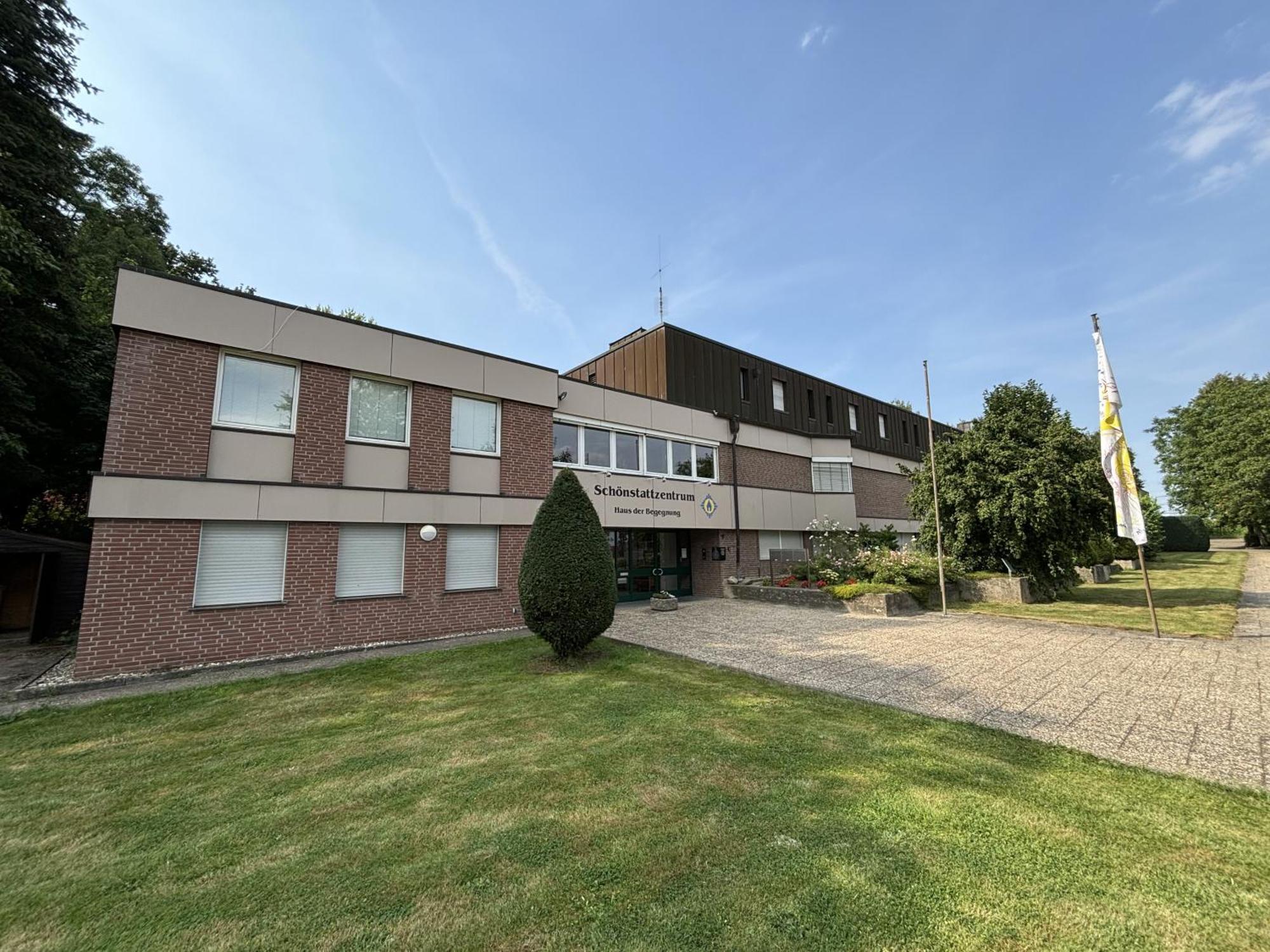 Haus Der Begegnung - Schoenstattzentrum Im Bistum Aachen Otel Baesweiler Dış mekan fotoğraf