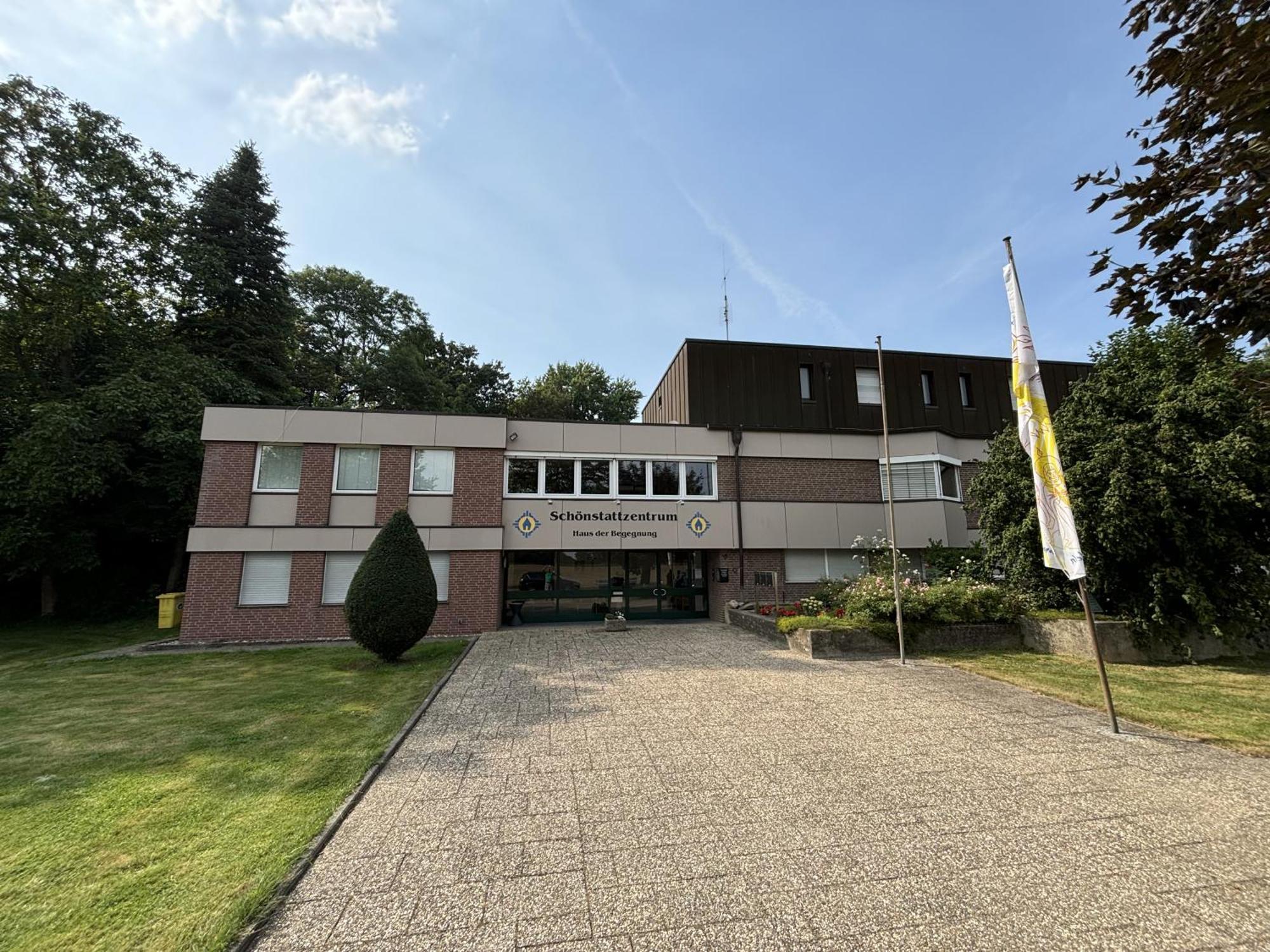 Haus Der Begegnung - Schoenstattzentrum Im Bistum Aachen Otel Baesweiler Dış mekan fotoğraf